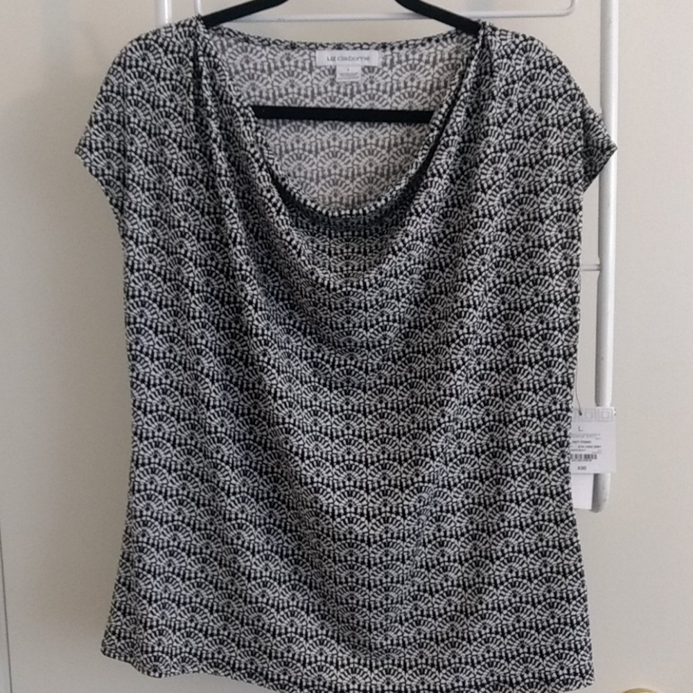 Liz Claiborne Sleeveless Scoop neck Top